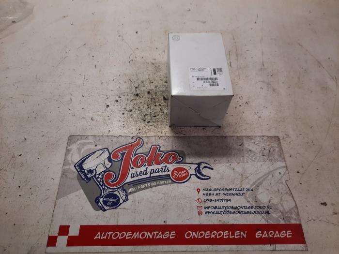 Neue Ölfilter Peugeot Boxer (U9) 3.0 HDi 145 Euro 5 Preis auf Anfrage angeboten von Autodemontage Joko B.V.