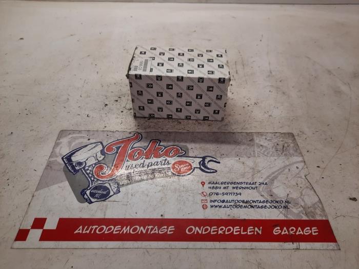Neue Kraftstofffilter Peugeot Boxer (230P) 2.5D 12V Combi Preis auf Anfrage angeboten von Autodemontage Joko B.V.