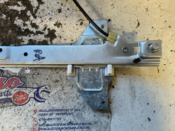Rear door window mechanism 4-door, right Citroen C3 1.1 - 9224G2 CITROËN