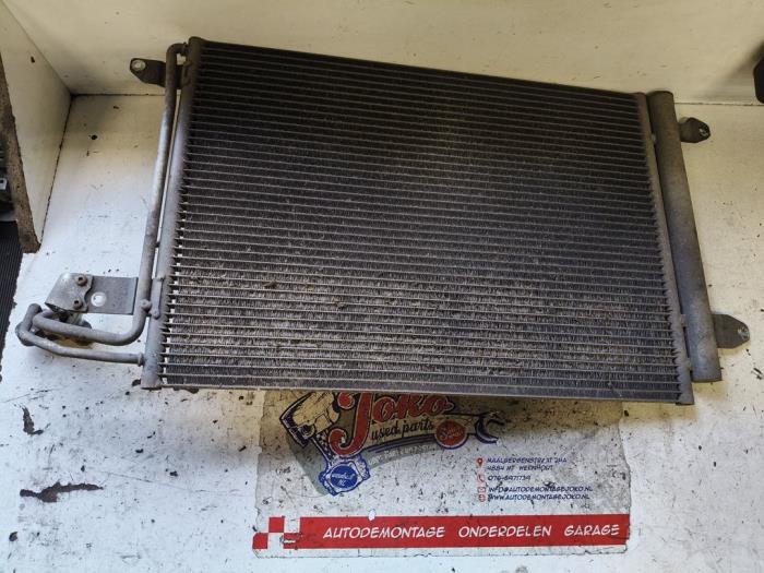 Gebrauchte Klima Kondensor Volkswagen Caddy III (2KA,2KH,2CA,2CH) 1.6 TDI 16V Preis auf Anfrage angeboten von Autodemontage Joko B.V.