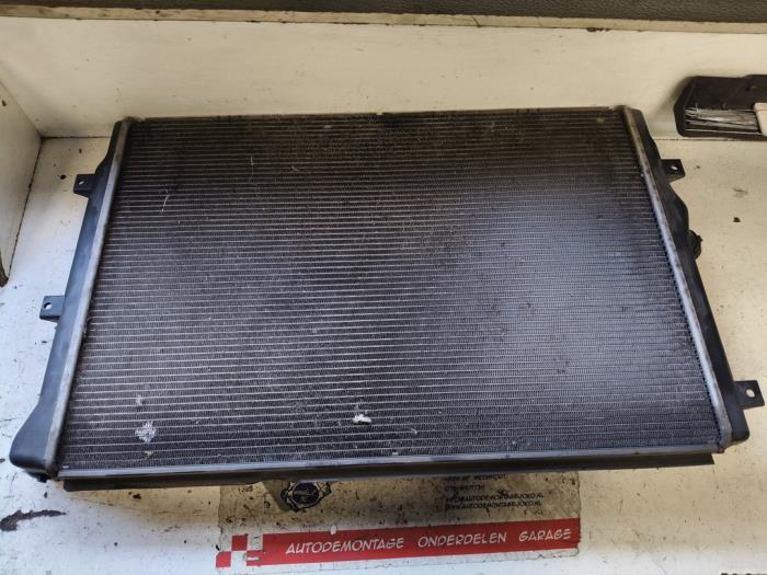 Gebrauchte Kühler Volkswagen Caddy III (2KA,2KH,2CA,2CH) 1.6 TDI 16V Preis auf Anfrage angeboten von Autodemontage Joko B.V.