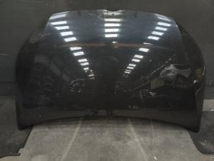 Used Bonnet Volkswagen Caddy III (2KA,2KH,2CA,2CH) 1.6 TDI 16V Price on request offered by Autodemontage Joko B.V.