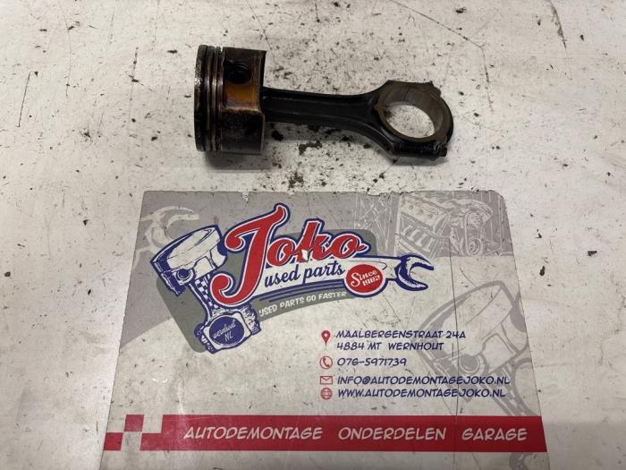 Used Piston Mercedes C (W204) 1.8 C-200K 16V Price on request offered by Autodemontage Joko B.V.
