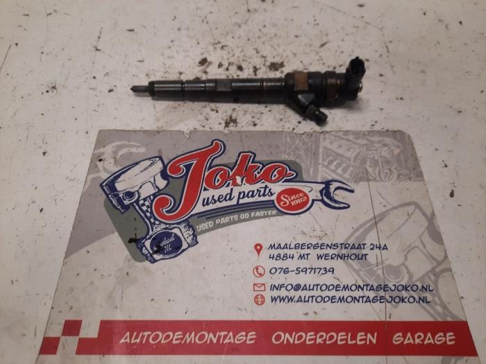 Usagé Injecteurs Hyundai H-300 2.5 CRDi Prix sur demande proposé par Autodemontage Joko B.V.