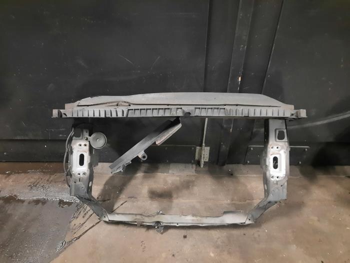 Używane Panel przedni Peugeot 107 1.0 12V Cena na żądanie oferowane przez Autodemontage Joko B.V.