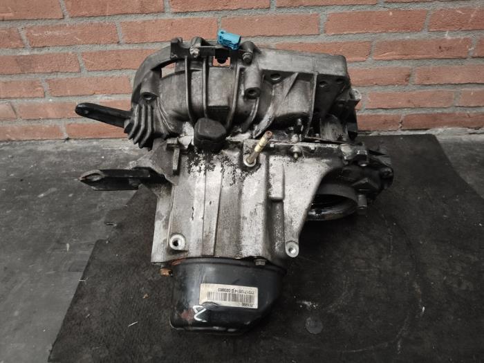 Getriebe van een Renault Scénic I (JA) 1.6 16V 2001
