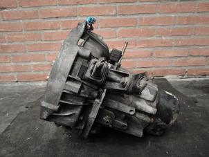 Getriebe van een Renault Scénic I (JA) 1.6 16V 2001