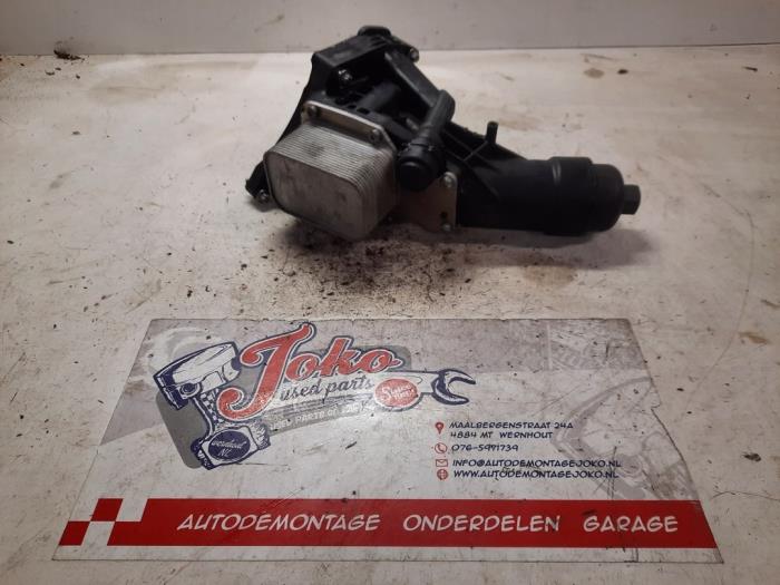 Gebrauchte Ölfiltergehäuse BMW 7 serie (G11/12) 740Le xDrive Preis auf Anfrage angeboten von Autodemontage Joko B.V.
