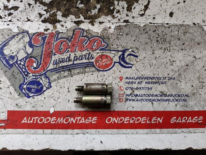 Begagnade EBD-system Ford Fiesta 4 1.3i Pris på förfrågan erbjuds av Autodemontage Joko B.V.