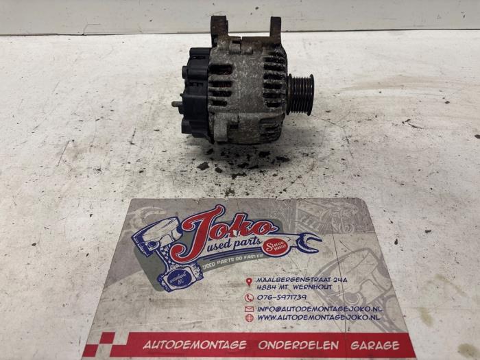 Usagé Dynamo Renault Scénic II (JM) 2.0 16V Prix sur demande proposé par Autodemontage Joko B.V.