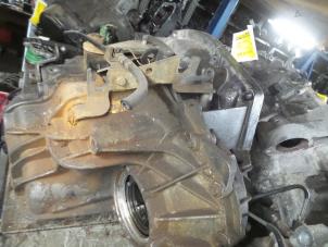 Used Gearbox Renault Laguna II Grandtour (KG) 1.9 dCi 120 Price on request offered by Autodemontage Joko B.V.