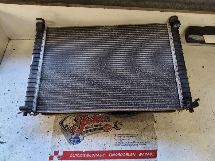 Usagé Radiateur Ford Fiesta 5 (JD/JH) 1.4 TDCi Prix sur demande proposé par Autodemontage Joko B.V.