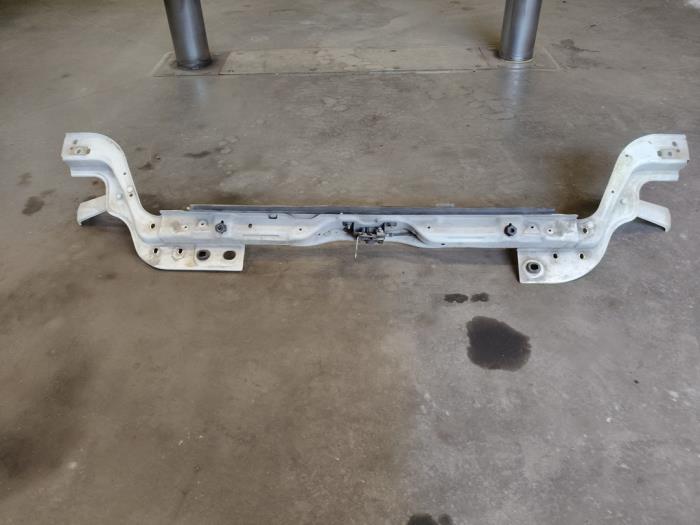 Używane Panel przedni Citroen Nemo (AA) 1.4 HDi 70 Cena na żądanie oferowane przez Autodemontage Joko B.V.