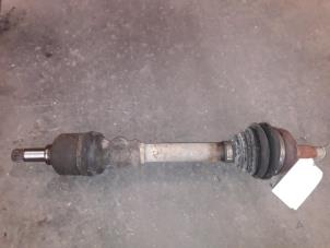 Used Front drive shaft, left Citroen Xsara Break (N2) 1.9 D Price on request offered by Autodemontage Joko B.V.