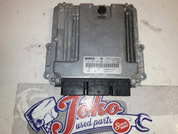 Used Engine management computer Renault Megane II (BM/CM) 2.0 dCi 16V Price on request offered by Autodemontage Joko B.V.
