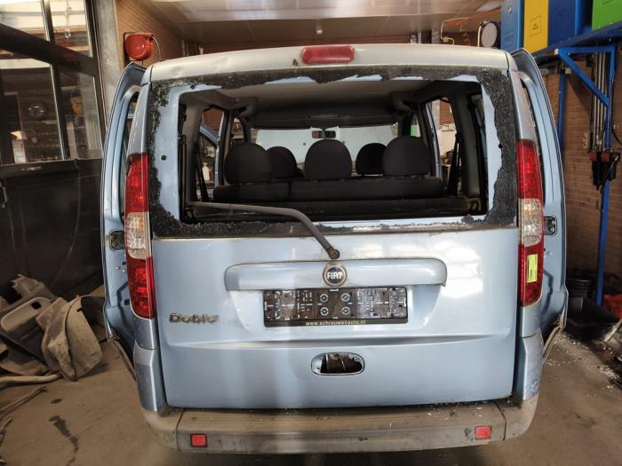 Begagnade Baklucka Fiat Doblo (223A/119) 1.4 Pris på förfrågan erbjuds av Autodemontage Joko B.V.
