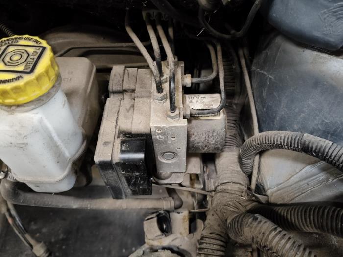 Begagnade ABS-pump Fiat Doblo (223A/119) 1.4 Pris på förfrågan erbjuds av Autodemontage Joko B.V.