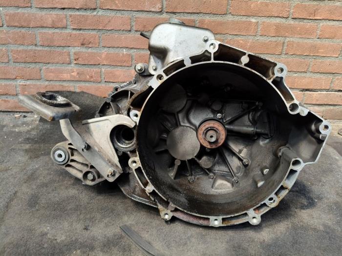 Gebrauchte Getriebe Ford Focus 3 1.6 EcoBoost 16V 150 Preis auf Anfrage angeboten von Autodemontage Joko B.V.