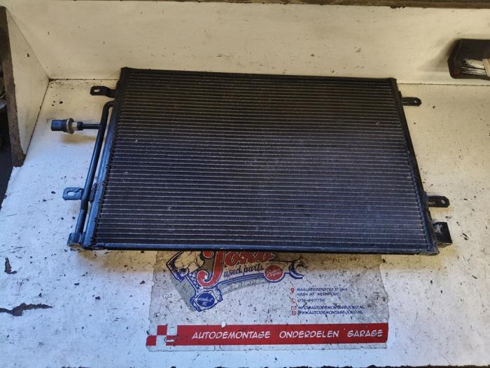Usagé Condenseur de climatisation Audi A4 (B7) Prix sur demande proposé par Autodemontage Joko B.V.