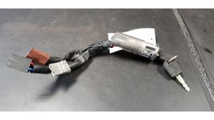 Citroen ZX Serrures de contact + clé stock | ProxyParts.fr