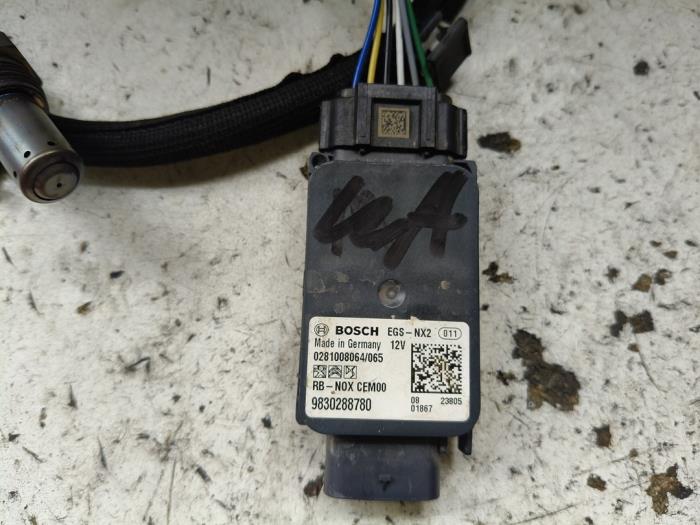 Lambda probe from a Opel Combo Cargo 1.5 CDTI 100 2022