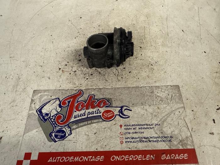 Gebrauchte Drosselklappengehäuse Ford Focus 2 1.6 Ti-VCT 16V Preis auf Anfrage angeboten von Autodemontage Joko B.V.