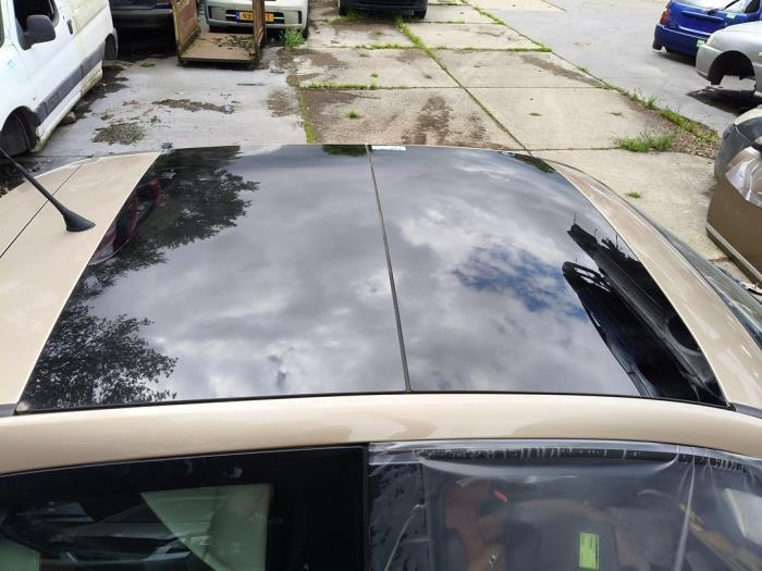 Używane Dach panoramiczny Lancia Ypsilon (843) 1.4 16V Cena na żądanie oferowane przez Autodemontage Joko B.V.