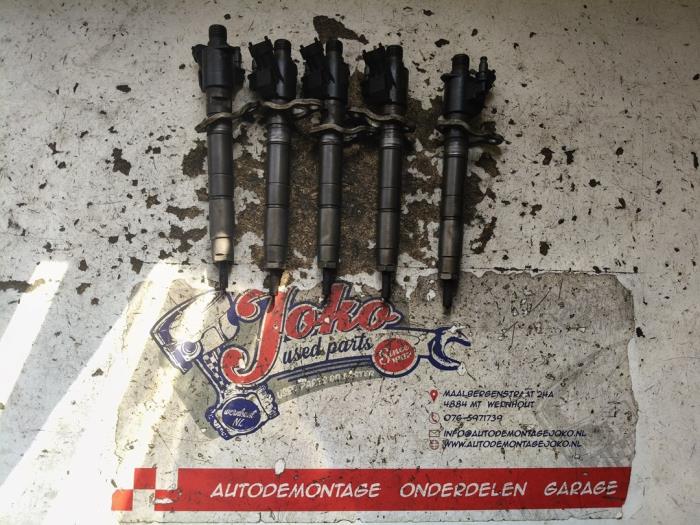 Usagé Injecteurs Volvo C70 (MC) 2.0 D3 20V Prix sur demande proposé par Autodemontage Joko B.V.