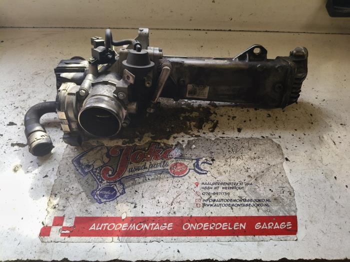 Gebrauchte AGR Kühler Volvo C70 (MC) 2.0 D3 20V Preis auf Anfrage angeboten von Autodemontage Joko B.V.