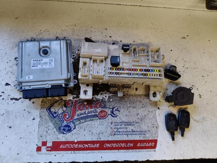 Used Engine management computer Volvo C70 (MC) 2.0 D3 20V Price on request offered by Autodemontage Joko B.V.