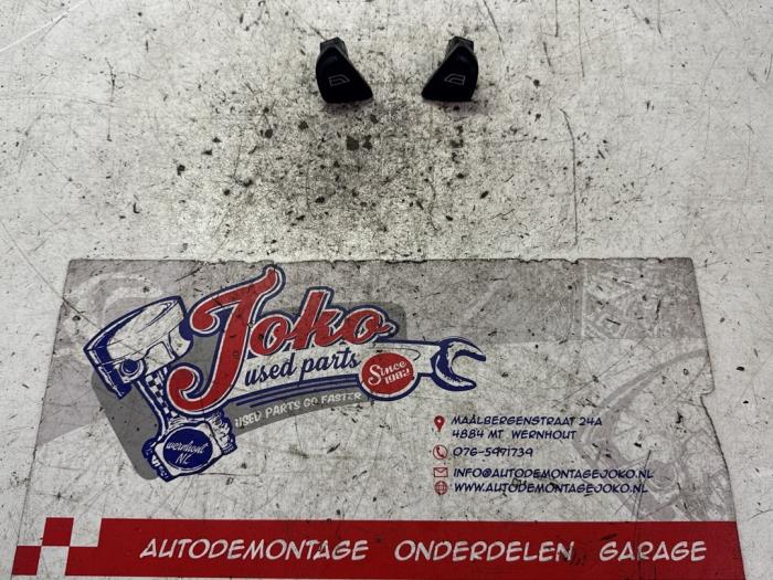 Usados Interruptor de ventanilla eléctrica Ford Ka II 1.2 Precio de solicitud ofrecido por Autodemontage Joko B.V.