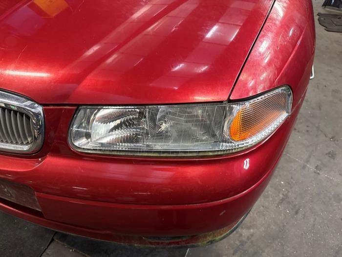 Używane Reflektor lewy Rover 400 (RT) 416Si 16V Cena na żądanie oferowane przez Autodemontage Joko B.V.