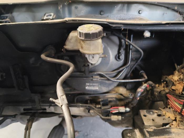 Usados Servofreno Volvo C30 (EK/MK) 1.6 D 16V Precio de solicitud ofrecido por Autodemontage Joko B.V.