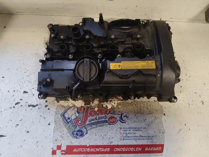 Usagé Couvercle soupapes BMW 2 serie Active Tourer (F45) 220i 2.0 TwinPower Turbo 16V Prix sur demande proposé par Autodemontage Joko B.V.