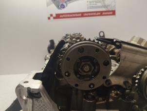 Topplock från en BMW 2 serie Active Tourer (F45) 220i 2.0 TwinPower Turbo 16V 2016