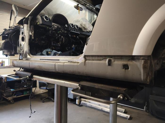 Używane Próg lewy Audi TT Roadster (8N9) 1.8 20V Turbo Cena na żądanie oferowane przez Autodemontage Joko B.V.