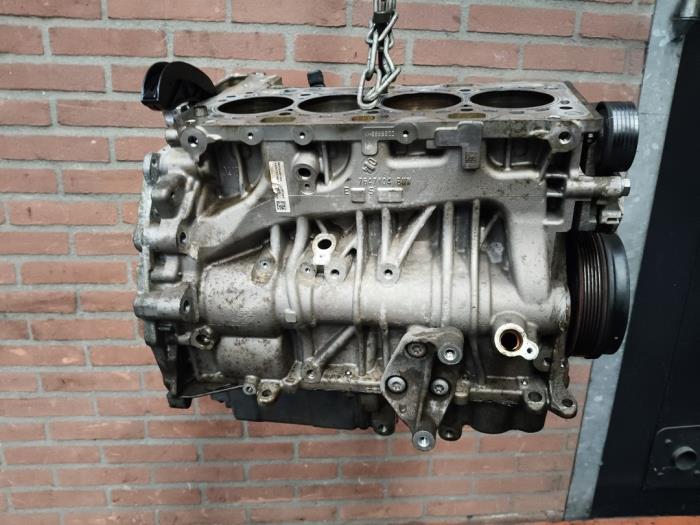 Gebrauchte Motor Unterblock BMW 2 serie Active Tourer (F45) 220i 2.0 TwinPower Turbo 16V Preis auf Anfrage angeboten von Autodemontage Joko B.V.