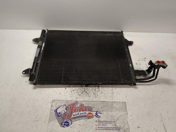 Usagé Condenseur de climatisation Volkswagen Touran (1T1/T2) 1.4 16V TSI 140 Prix sur demande proposé par Autodemontage Joko B.V.