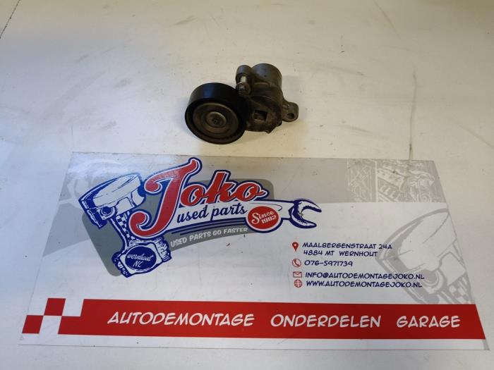 Usados Rodillo tensor correa múltiple Ford Fiesta 7 1.1 Ti-VCT 12V 85 Precio de solicitud ofrecido por Autodemontage Joko B.V.