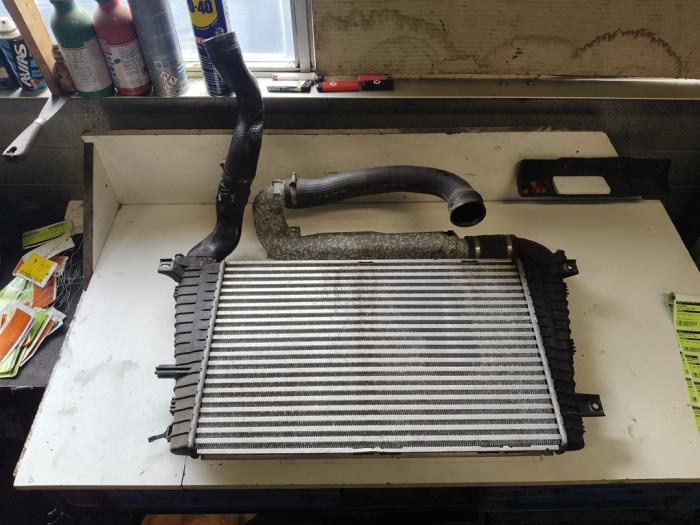 Usagé Intercooler Opel Zafira (M75) 1.9 CDTI Prix sur demande proposé par Autodemontage Joko B.V.