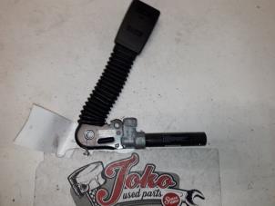 Used Seatbelt tensioner, right BMW 3 serie (E46/2C) 320 Ci 24V Price on request offered by Autodemontage Joko B.V.