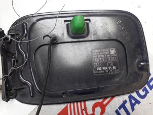 Used Tank cap cover BMW 3 serie (E46/2C) 320 Ci 24V Price on request offered by Autodemontage Joko B.V.