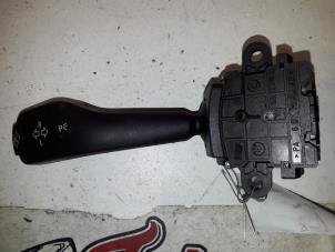 Used Indicator switch BMW 3 serie (E46/2C) 320 Ci 24V Price on request offered by Autodemontage Joko B.V.