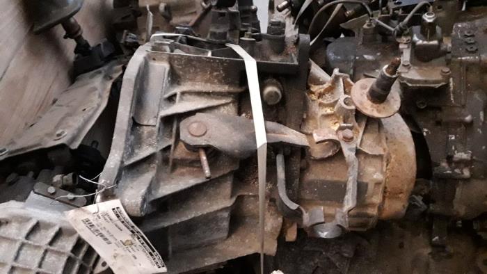 Gebrauchte Getriebe Peugeot 306 Break (7E) 1.9 DT Preis auf Anfrage angeboten von Autodemontage Joko B.V.