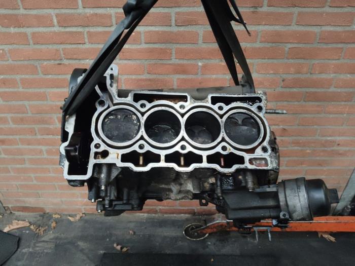 Used Engine crankcase Peugeot 207 SW (WE/WU) 1.4 16V Vti Price on request offered by Autodemontage Joko B.V.