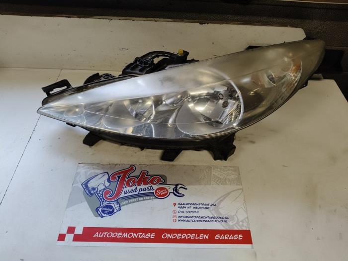Gebrauchte Scheinwerfer links Peugeot 207/207+ (WA/WC/WM) 1.4 16V VTi Preis auf Anfrage angeboten von Autodemontage Joko B.V.