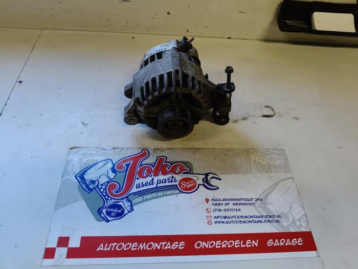 Usagé Dynamo Toyota Yaris (P1) 1.3 16V VVT-i Prix sur demande proposé par Autodemontage Joko B.V.