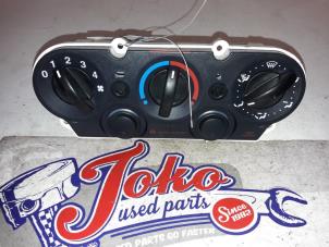 Usagé Panneau de commandes chauffage Ford Fiesta 5 (JD/JH) 1.4 16V Prix sur demande proposé par Autodemontage Joko B.V.