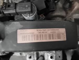 Motor van een Volkswagen Golf IV Variant (1J5) 1.6 FSI 16V 2003