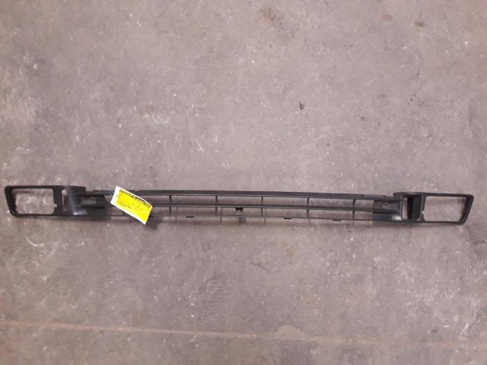 Używane Grill Seat Inca (6K9) 1.9 SDI Cena na żądanie oferowane przez Autodemontage Joko B.V.